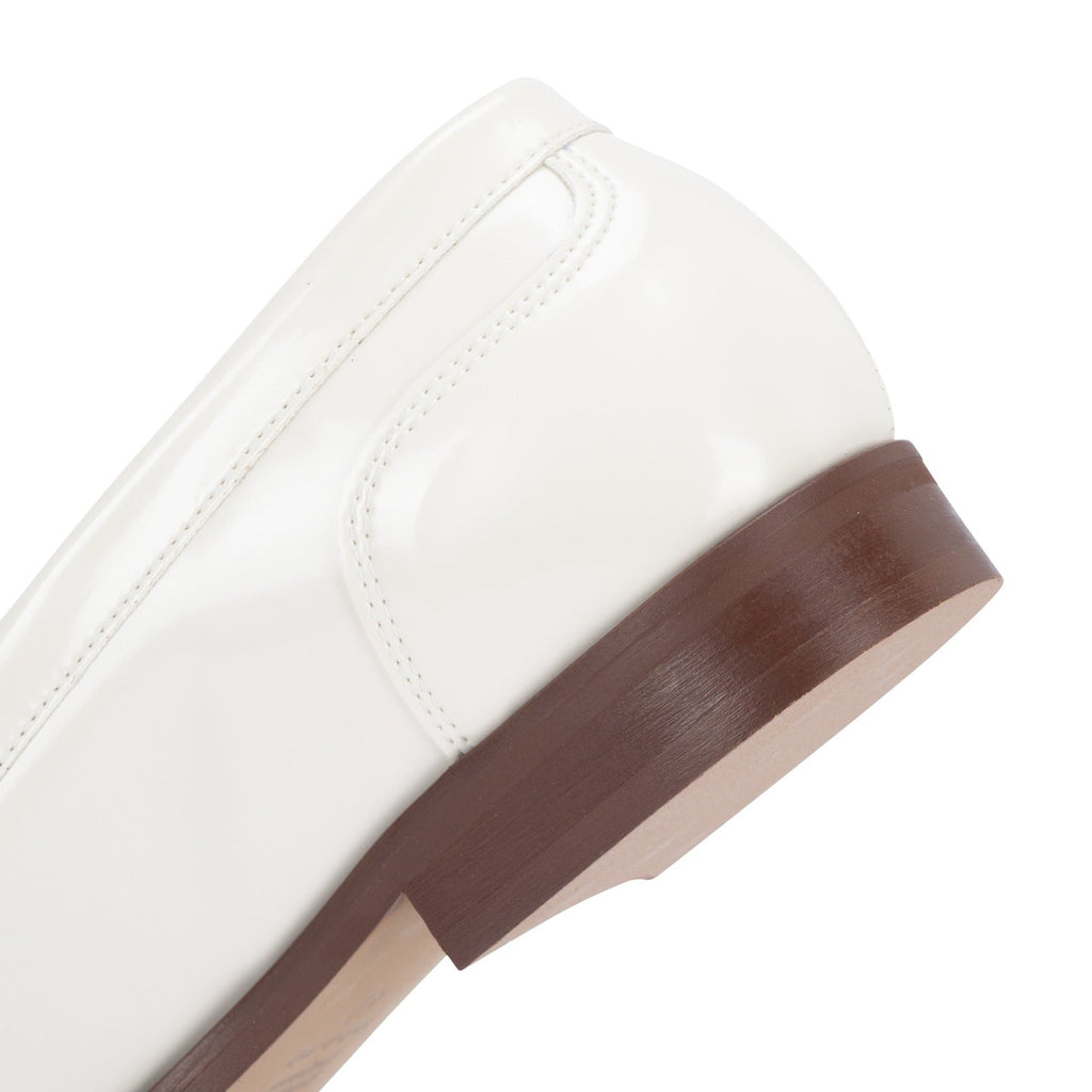 Zapri | Mocasines Clásicos en Color Crema