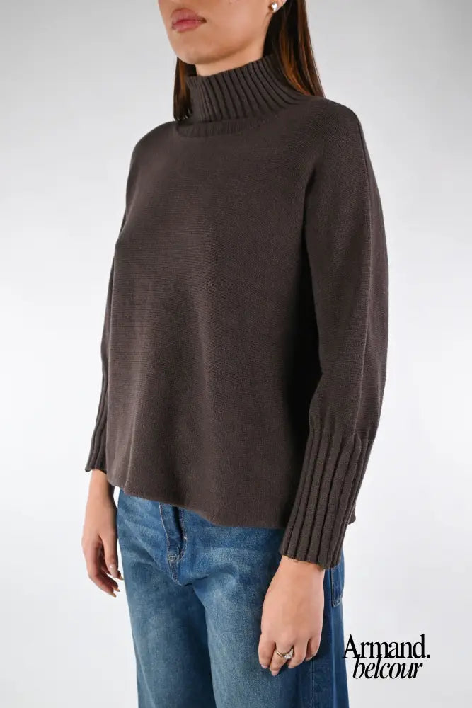 Emma | Suéter contemporáneo de cuello alto y fit relajado S/M Abbigliamento e accessori