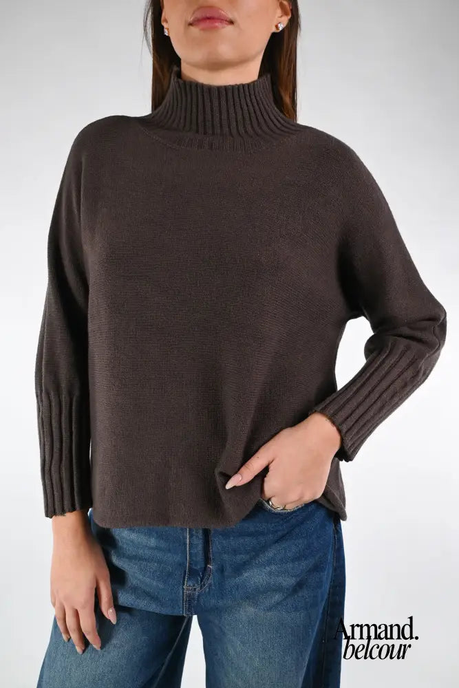 Emma | Suéter contemporáneo de cuello alto y fit relajado S/M Abbigliamento e accessori