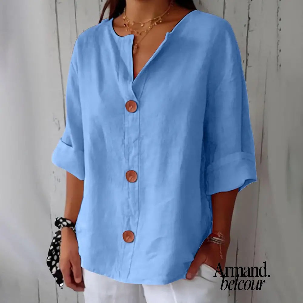 Nora | Blusa relajada para una elegancia atemporal. Azul claro / S