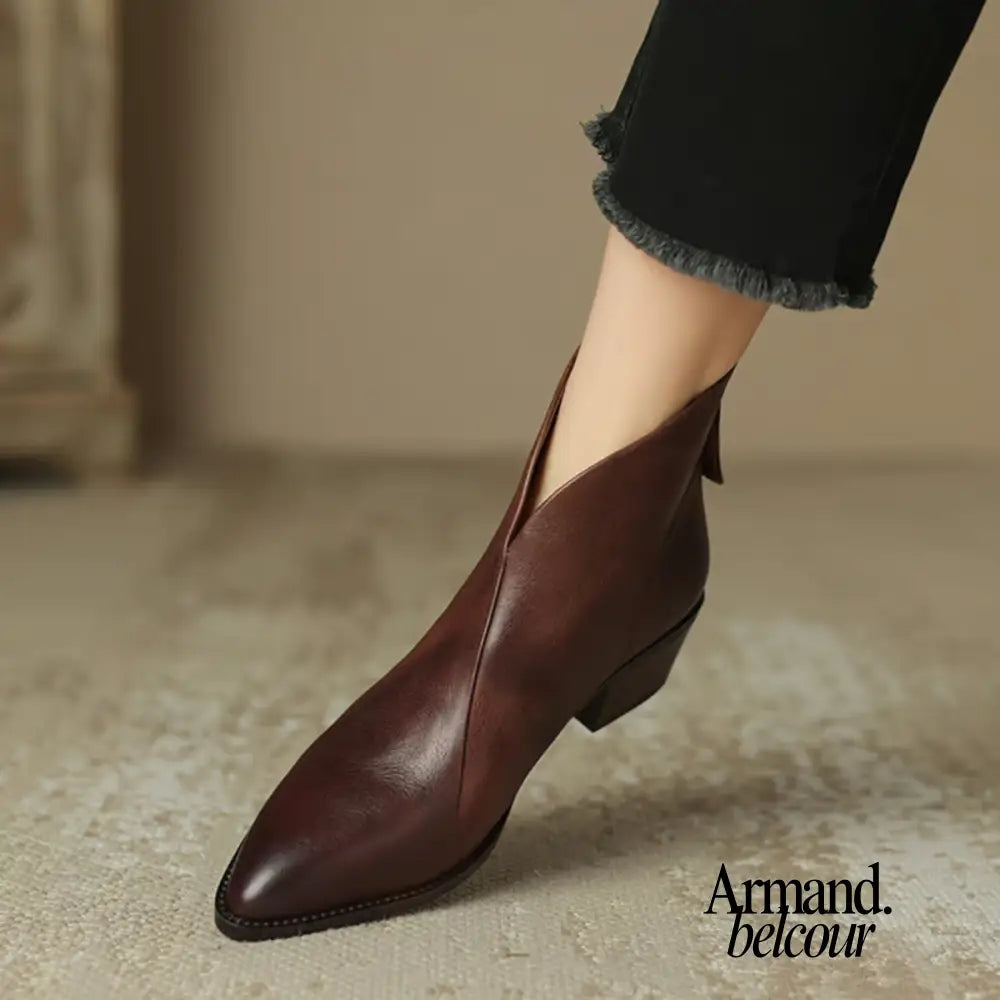 Sabrina | Botines de piel con punta puntiaguda