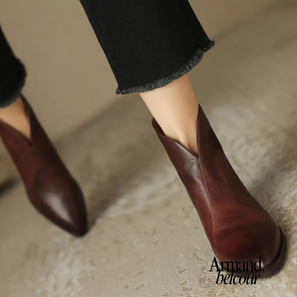 Sabrina | Botines de piel con punta puntiaguda