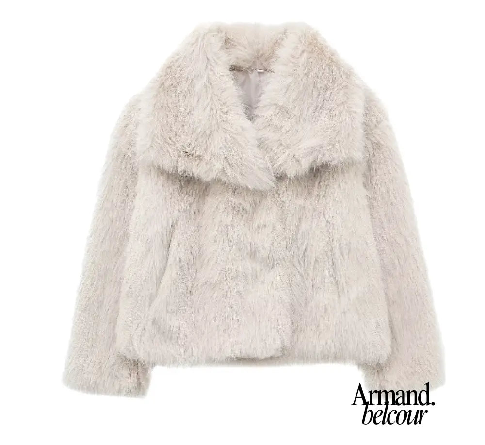 Siberia | Chaqueta de piel sintética con textura suave